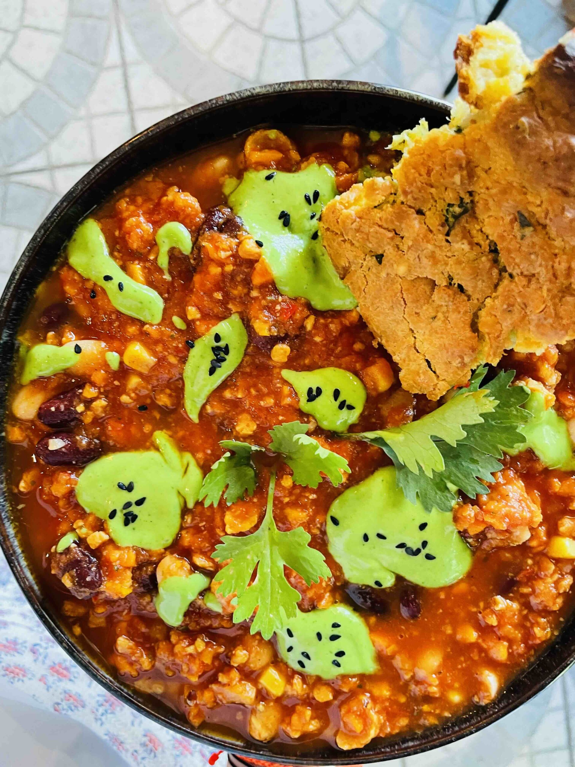 Chili sin Carne & Cornbread